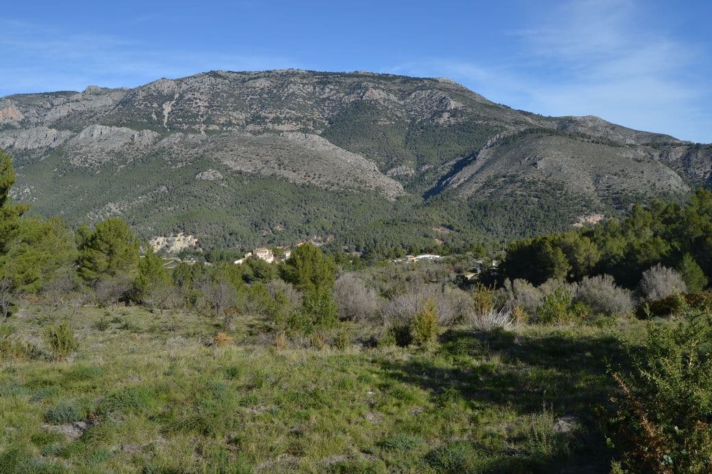 Parcela en Guadalest