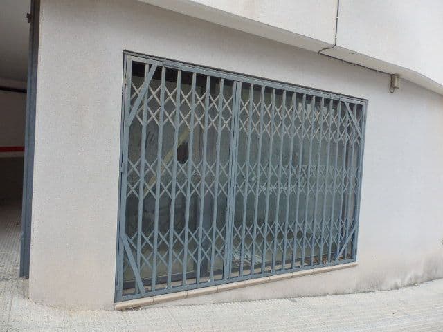 Local comercial en Benimantell