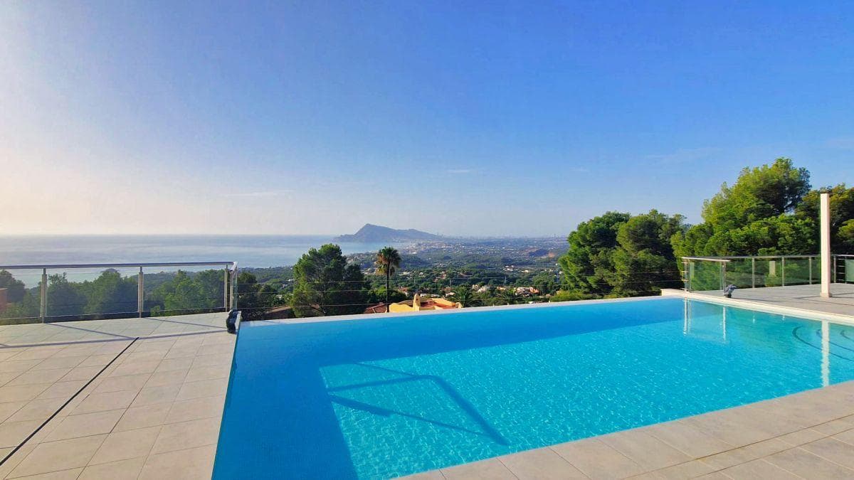 Villa de lujo moderna y espaciosa en venta en Altea - Sierra de Altea