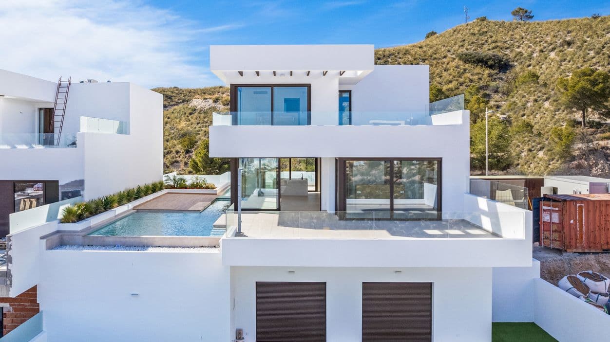 Villa de nueva construccion en venta en Finestrat