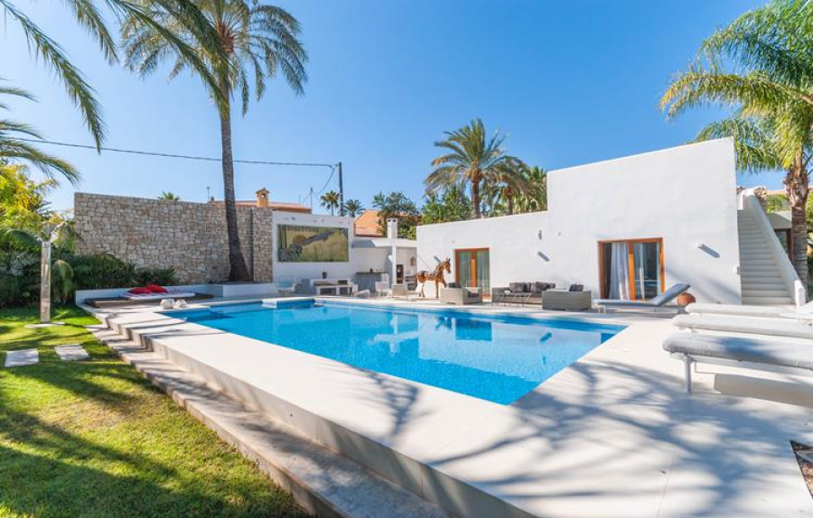 Villa en venta en Alicante - 4