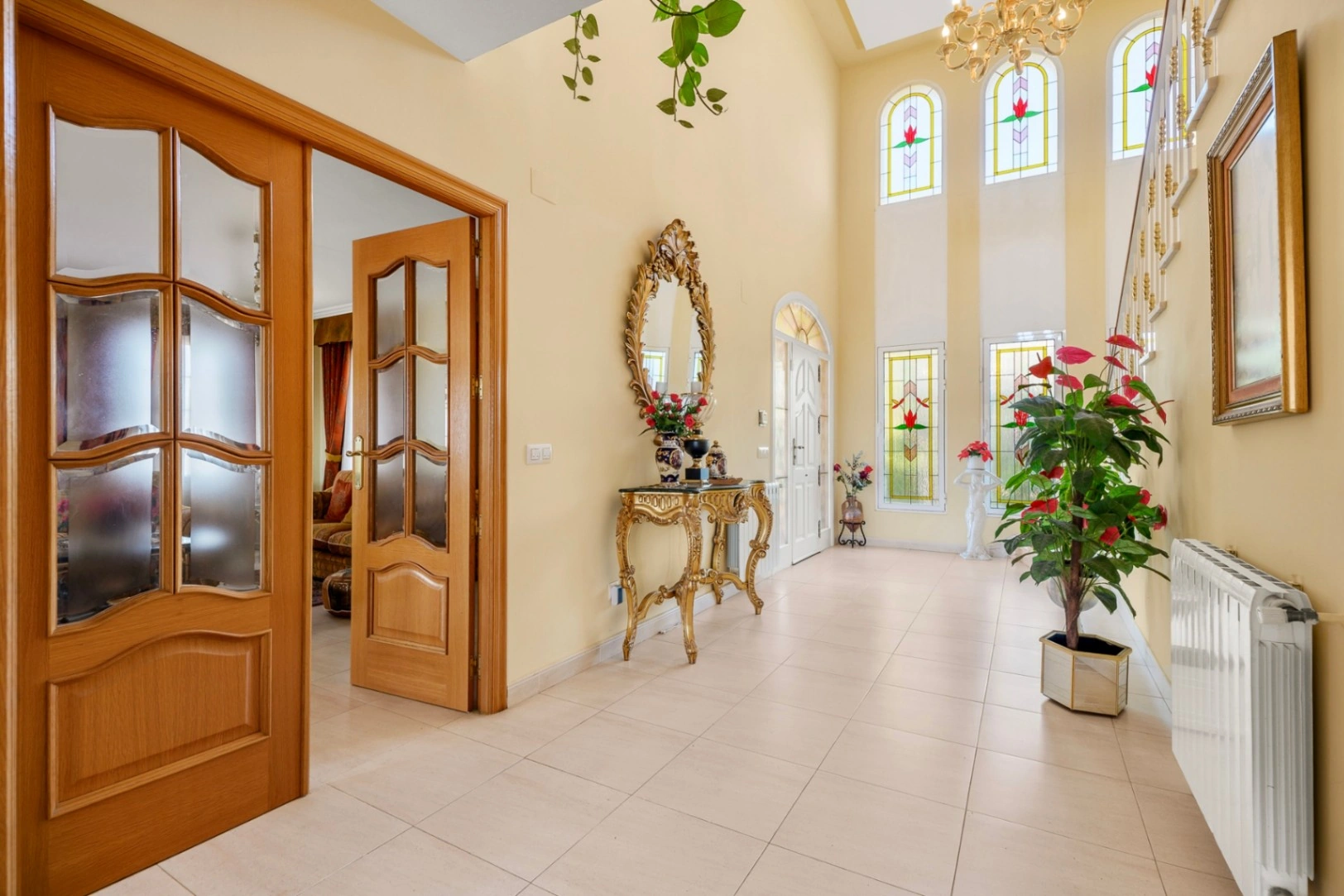 Villa for sale in Benidorm with sea Views and large Plot - 2