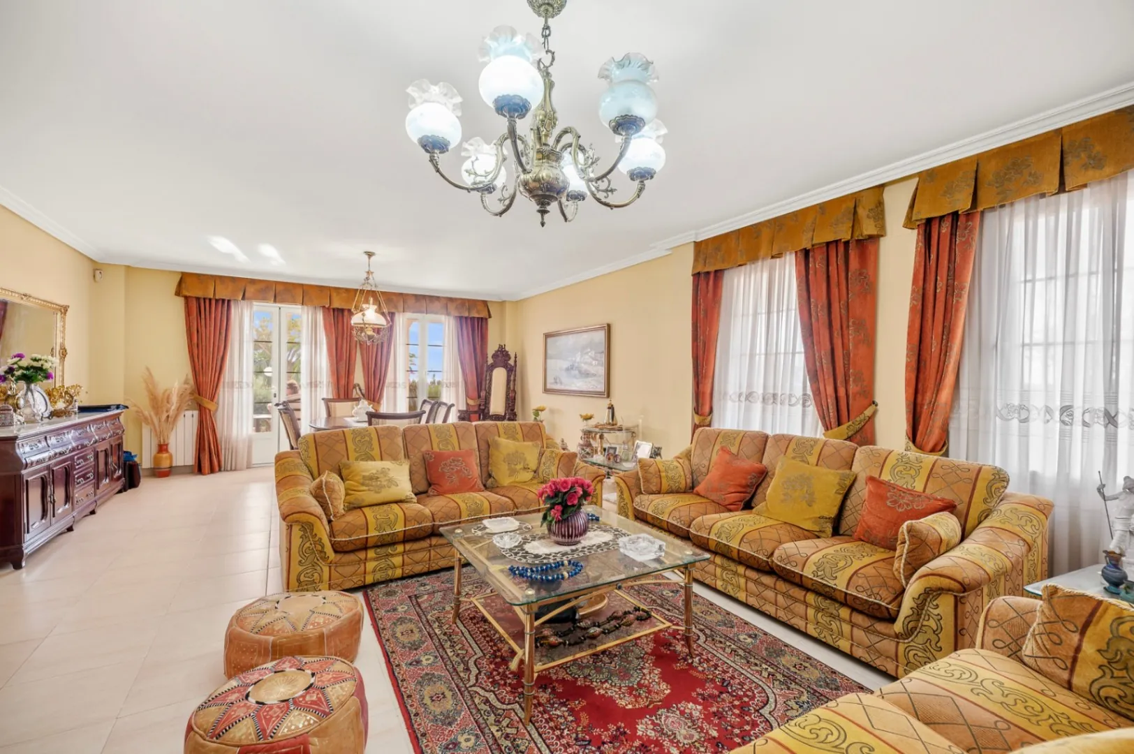 Villa for sale in Benidorm with sea Views and large Plot - 3