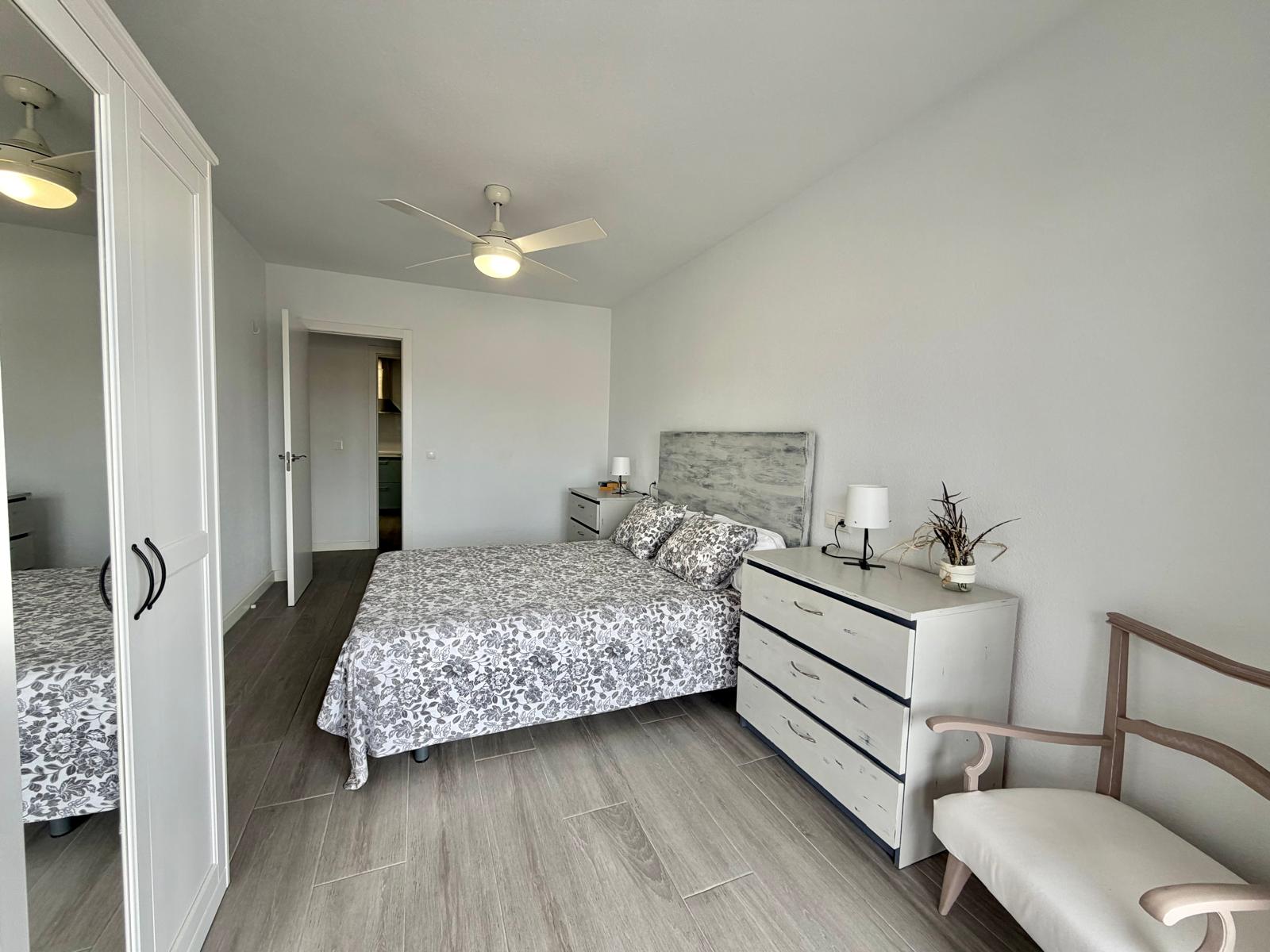 Apartamento de 2 dormitorios en venta en el pueblo de Javea - 2