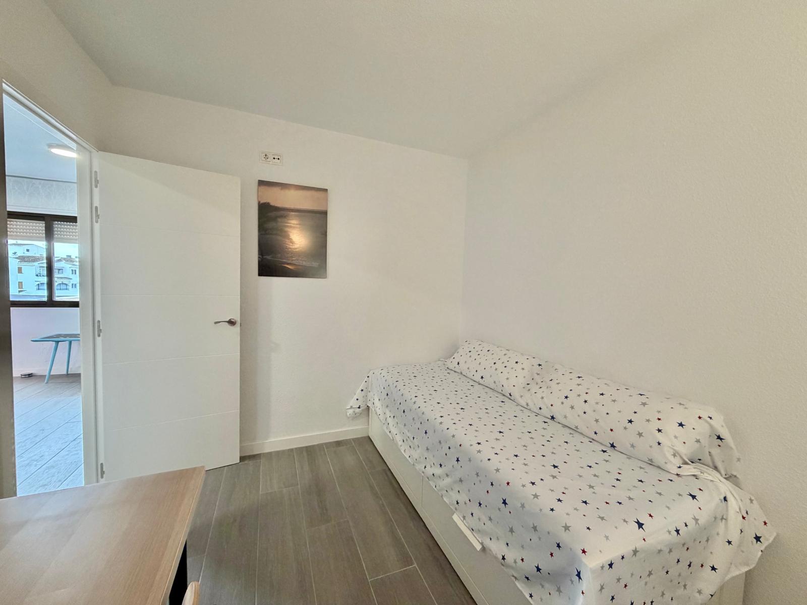 Apartamento de 2 dormitorios en venta en el pueblo de Javea - 5